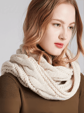 Cachecol Feminino Circular Infinito em Tricô - Giovana