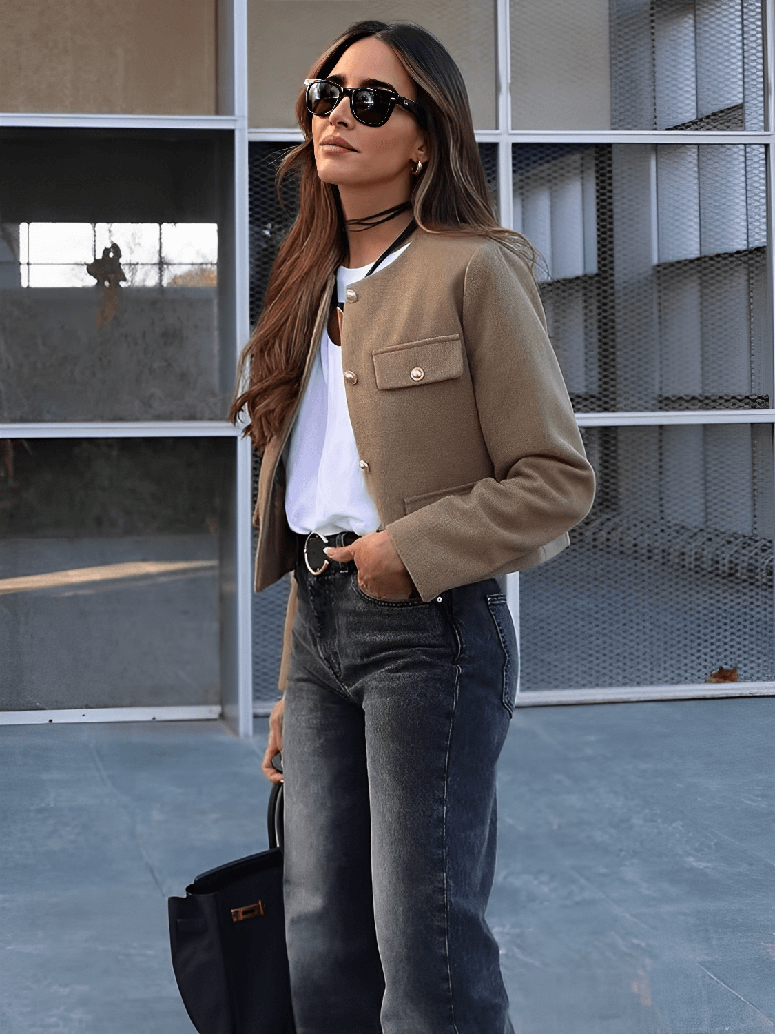 Casaco Tweed com Bolsos Decorativos e Fechamento em Botões - Angelique