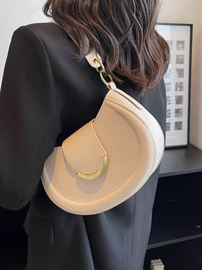 Bolsa Feminina De Ombro Meia Lua em Couro PU com Alça Ajustável - Patricia