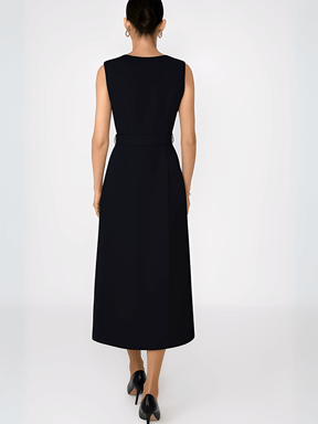 Vestido Midi Sem Mangas com Botões Forrados Cinto e Fenda – Selena