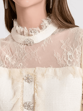 Vestido Midi Texturizado em Tweed Renda com Babados e Botões – Claire