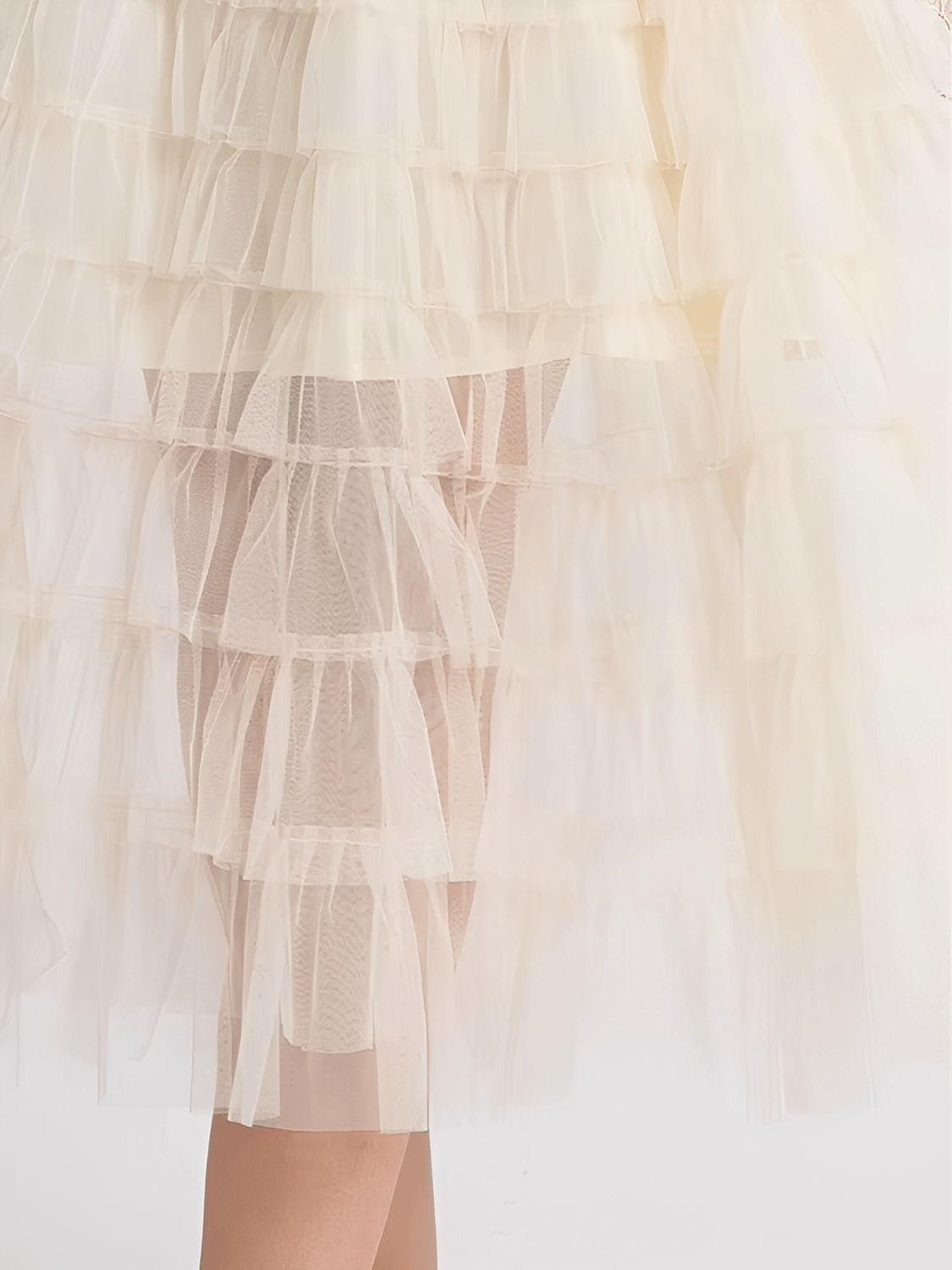 Vestido Midi Texturizado em Tweed Renda com Babados e Botões – Claire