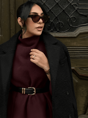 Casaco Poncho Assimétrico de Gola Alta Estruturado - Lenir