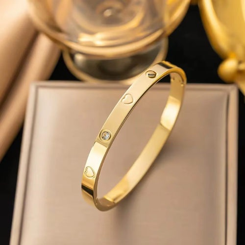 Bracelete Coração Banhado a Ouro 18k